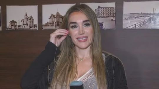 Polémica por un mail del consulado argentino en Miami que promocionó el show de Fátima Flórez