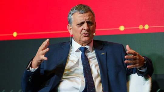 Horacio Marín de YPF: “No va a haber cimbronazos con el precio de los combustibles” pese a la guerra en Medio Oriente