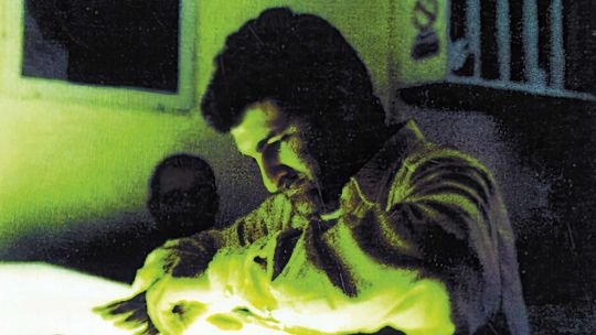 Beca Cabezas: la USBA abre la convocatoria para estudiar Periodismo y Comunicación sin costo