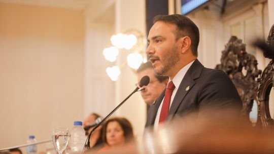 Valdés acompaña a Milei a EE.UU. tras el apoyo de los legisladores correntinos a Nación