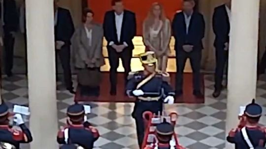 El inusual festejo en la Casa Rosada: la orquesta de Granaderos tocó temas de ABBA para el cumpleaños de Karina Milei