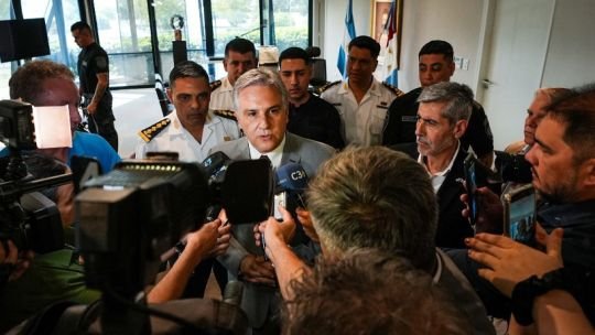 Llaryora, tras el hallazgo de “E”: “Qué hay detrás de los niños que desaparecen”