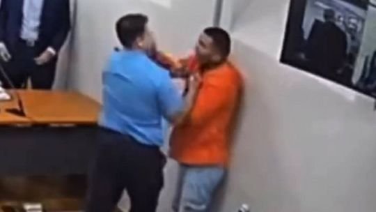 Escándalo en tribunales de San Juan: un preso atacó a un fiscal y rompió un televisor tras denunciar “transas” de droga en el penal