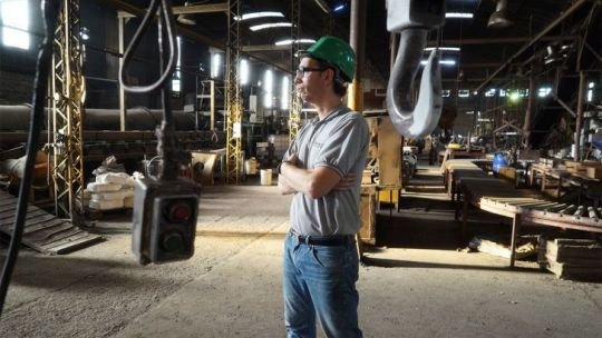 Capacidad ociosa, cierres y poco crédito: el cuadro pyme detrás del “rebote” que sólo ve el Gobierno