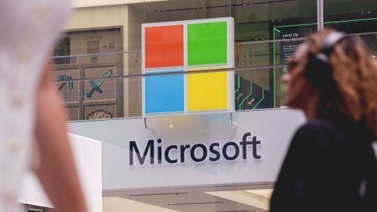 Microsoft y OpenAI reescriben su alianza: fin de la exclusividad y apertura a nuevos socios