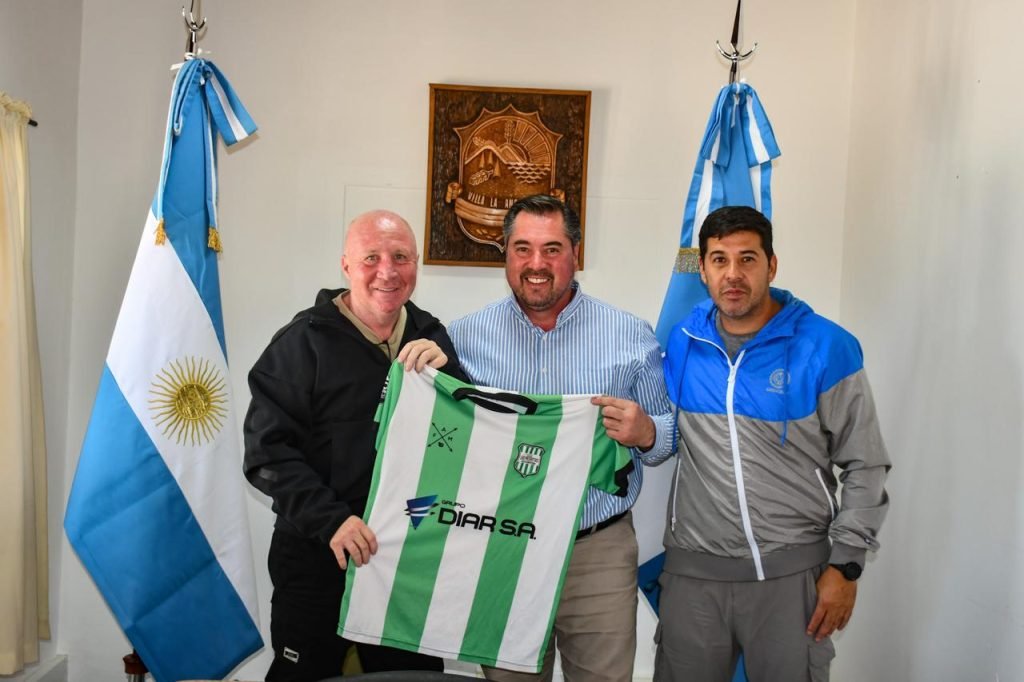 Campus de Fútbol Formativo, el Intendente Javier Murer, recibió a Carlos “Colo” Mac Allister.