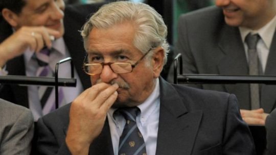 Delitos de lesa humanidad: la Justicia rechazó las domiciliarias de dos genocidas de la ESMA y Campo de Mayo