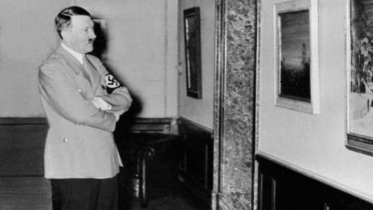 El último disparo en el búnker: por qué Hitler nunca llegó a la Argentina