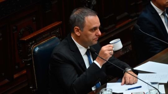 Adorni sobre la visita de Peter Thiel: “Los billonarios del mundo son bienvenidos a la Argentina”