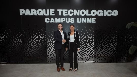 Corrientes se asocia con el gigante Amazon: cómo anotarse a los cursos gratuitos de IA