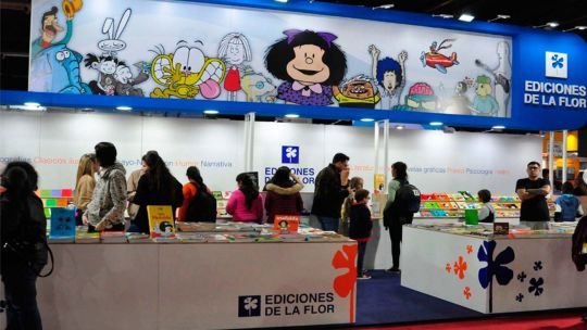 Ediciones de la Flor cierra después de 60 años: el fin del sello que publicó a Quino y Fontanarrosa