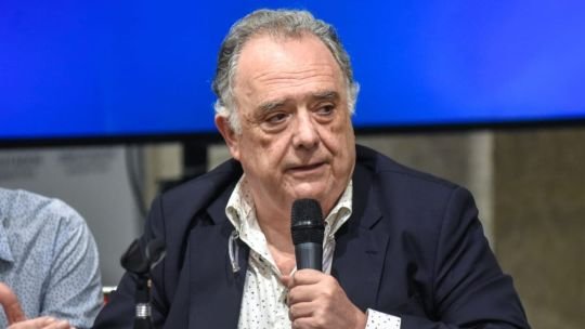 Valdés busca ponerle un límite a Milei y pide que la Argentina no quede arrastrada a una guerra ajena