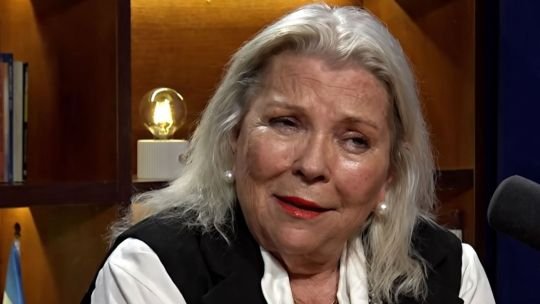 Elisa Carrió cuestionó a Manuel Adorni por las denuncias en su contra: “¿Quién es Adorni? Nadie sabe”