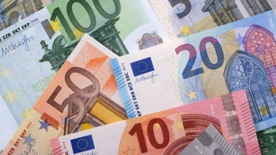 Euro hoy: a cuánto cerró este miércoles 1 de abril