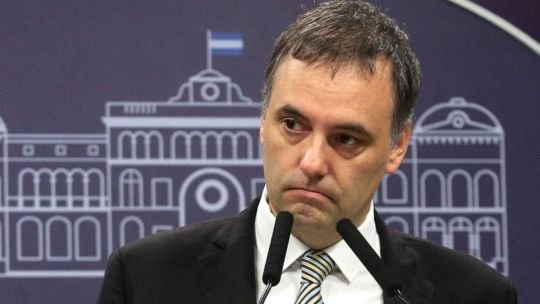 Adorni llega al Congreso el 29 de abril bajo presión judicial y con pedidos de renuncia desde la propia coalición