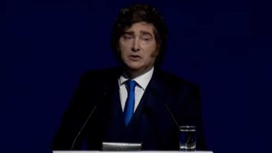 Tras la cumbre de AmCham, el Gobierno ratifica el rumbo económico y busca sostener la agenda de reformas