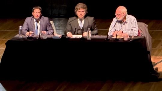 Milei se molestó por una pregunta sobre la inflación: “No es el lugar, no es el momento”