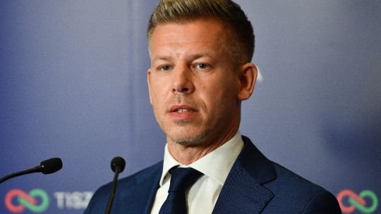 Quién es Peter Magyar, el ganador de las elecciones en Hungría que denunció la corrupción del gobierno de Viktor Orban