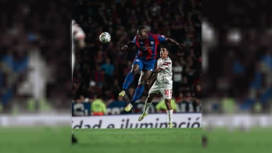 San Lorenzo sufrió al final, pero consiguió tres puntos vitales ante Estudiantes en el Bajo Flores