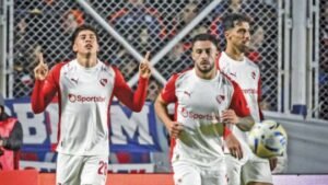 Independiente le ganó a San Lorenzo, pero los dos clasificaron a los playoff