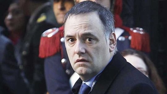 Declaran que Manuel Adorni pagó US.000 en efectivo por el alquiler de una casa en Indio Cua