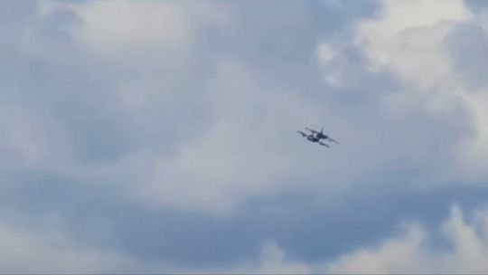 Impactante accidente aéreo entre dos aviones militares en Idawo, Estados Unidos