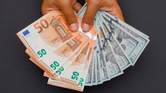 Cotización del euro y euro blue hoy, lunes 4 de mayo