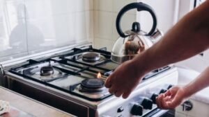 En “QR!”, Gustavo Barrera advirtió: “Hay vecinos de Villa Gesell que ya sufren cortes de gas por no poder pagar”