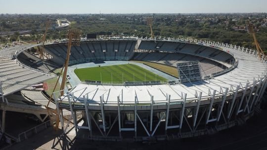 Duro cruce entre legisladora juecista con hinchas de Belgrano en la previa de la final