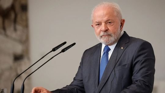 Patricio De La Barra: “En la medida que se aproximan las elecciones, Lula da Silva va encontrando cada vez más problemas”