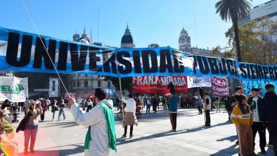 EN VIVO: Marcha Universitaria hacia Plaza de Mayo