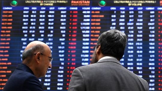 El Riesgo País perforó los 520 puntos y cerró en 514 en una jornada de fuerte optimismo financiero
