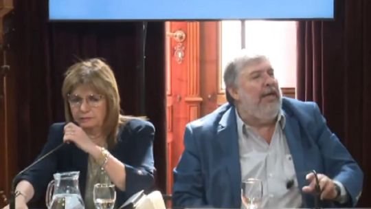 José Mayans y Patricia Bullrich se cruzaron fuerte en el Senado por Adorni: “Es el cajero del Presidente, no jodamos”