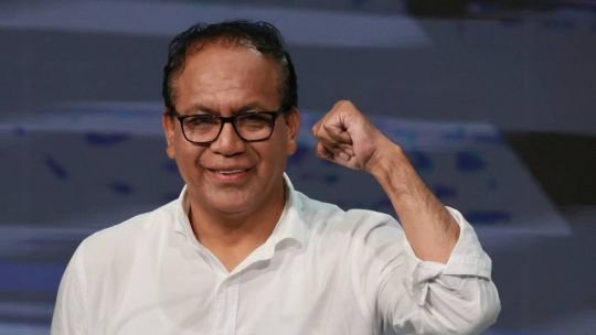 Roberto Sánchez disputará el balotaje en Perú contra Keiko Fujimori