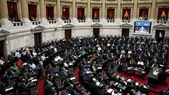 Ficha Limpia: la oposición presiona para tratarla por separado y el Gobierno evita definiciones