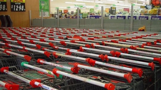 Día del trabajador: ¿Abren los supermercados durante el feriado del primero de mayo?