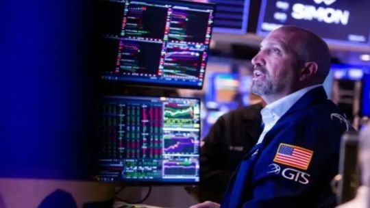 Wall Street debate si los bonos del Tesoro a 30 años superarán el 5%