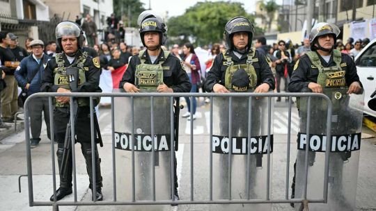 Fujimori saca una ventaja de 18.400 votos a Sánchez y ya se prueba el traje de presidenta