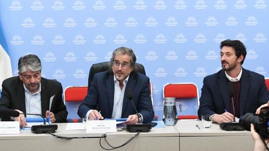 Las penas son de nosotros, los data centers son ajenos