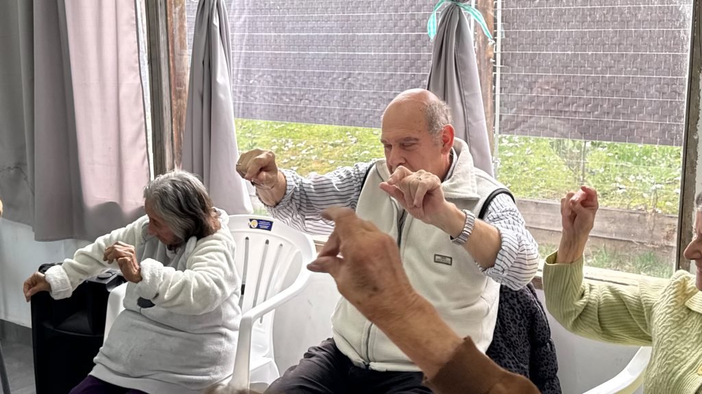 Personas Mayores participan de talleres recreativos y culturales