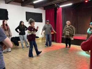 La Escuela Municipal de Teatro continúa con sus clases para adolescentes