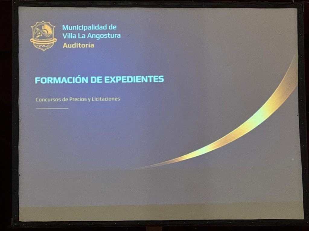 La Auditoría Municipal brindó una capacitación sobre procedimientos administrativos y contrataciones públicas.