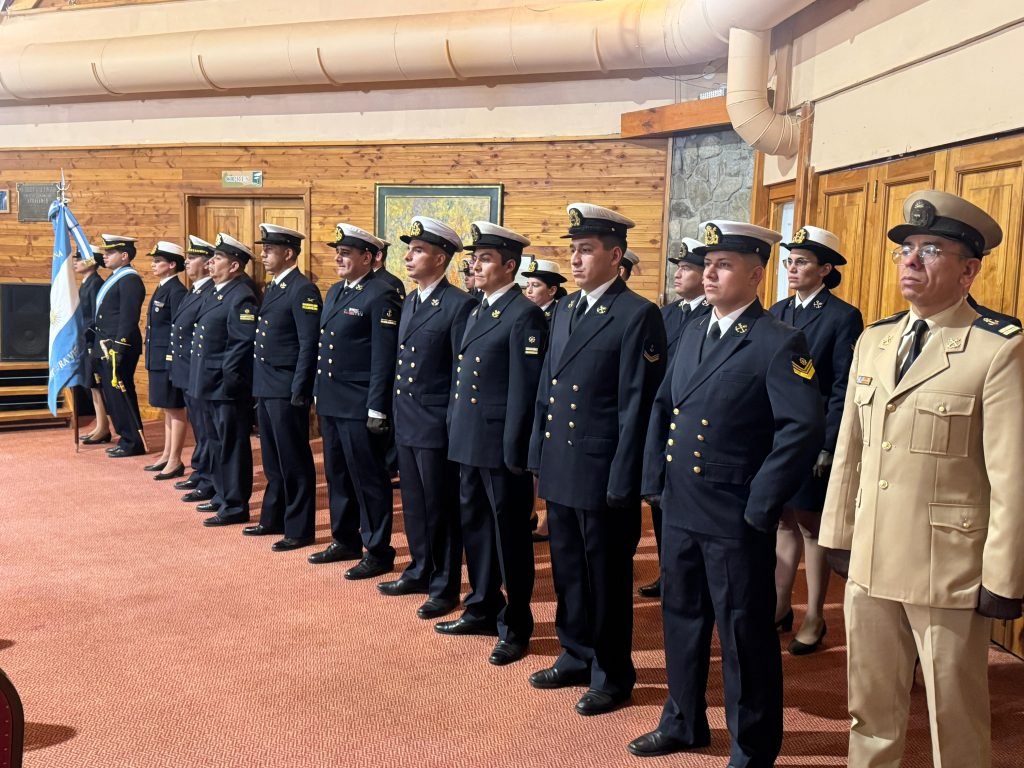 Día de la Prefectura Naval Argentina: Acto Conmemorativo en Villa La Angostura