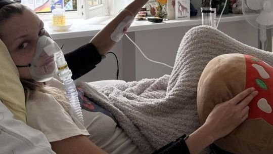 Qué es la enfermedad de Lyme, la infección que padece Bella Hadid, y cuáles son sus síntomas