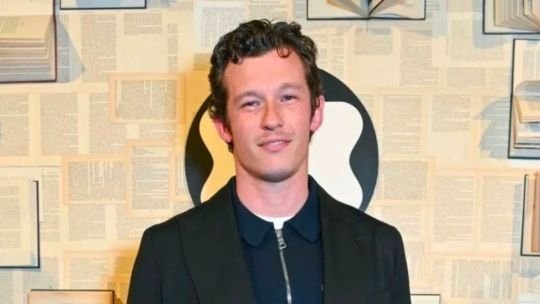 Quién es Callum Turner, el candidato de George Clooney para interpretar al próximo James Bond