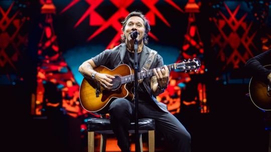 Diego Torres agotó dos Movistar Arena entre clásicos, recuerdos y un emotivo homenaje a un amigo