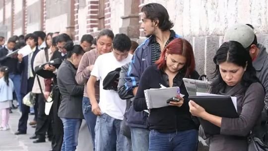 Roberto Rojas apuntó contra la reforma laboral y aseguró que, “cada vez hay más trabajadores informales”
