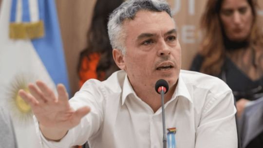 En “QR!”, Esteban Paulón apuntó contra el PRO y la UCR por frenar la interpelación a Adorni: “El oficialismo les tiró un salvavidas”