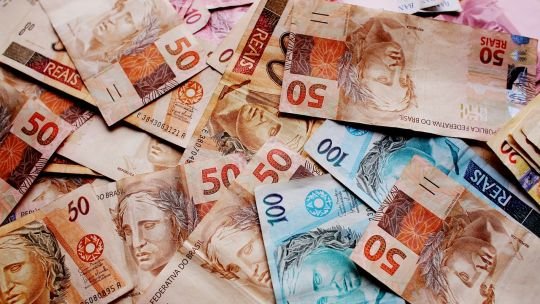 A cuánto cerró el euro blue hoy, 17 de junio