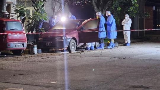 Tucumán: encuentran a una mujer calcinada en un auto e investigan si es otro caso de femicidio